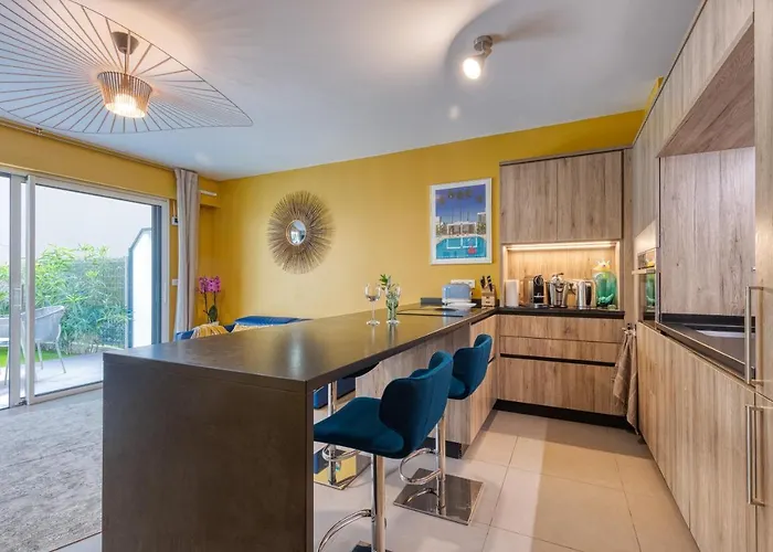 Blue Harmony 아파트 *