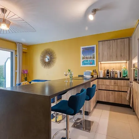 Blue Harmony Apartment *